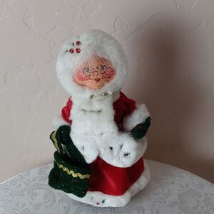 Annalee Red and White Mrs. Santa Doll